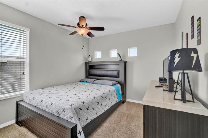 Image No.12-5 Bed Property for sale