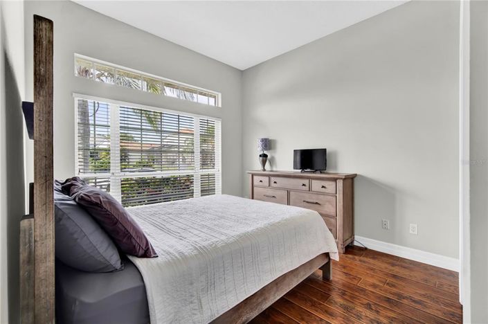 Image No.24-5 Bed Property for sale