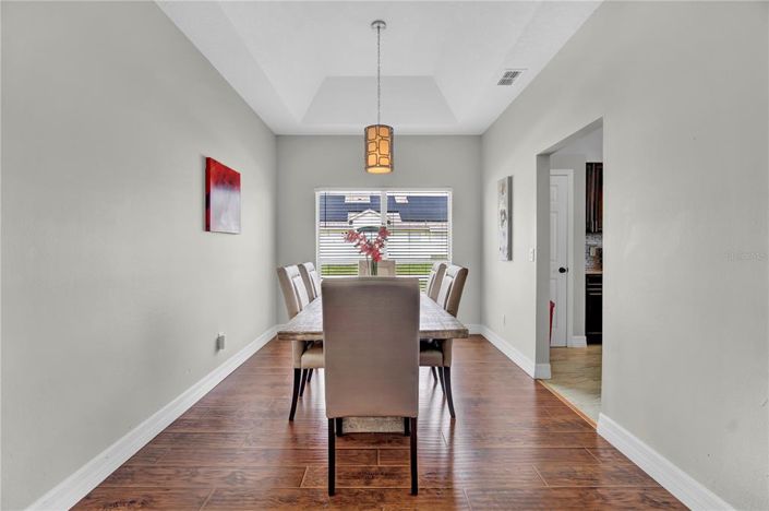 Image No.27-5 Bed Property for sale