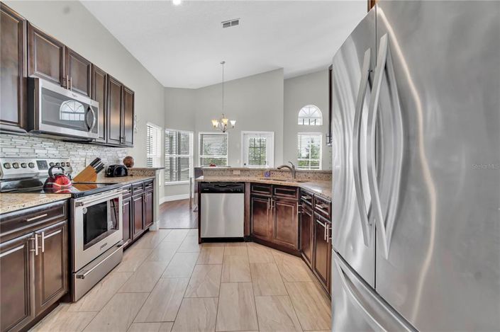 Image No.3-5 Bed Property for sale