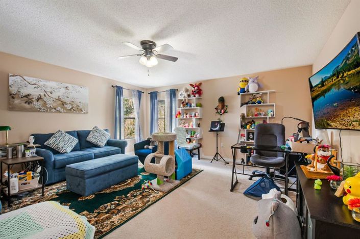 Image No.15-4 Bed Property for sale