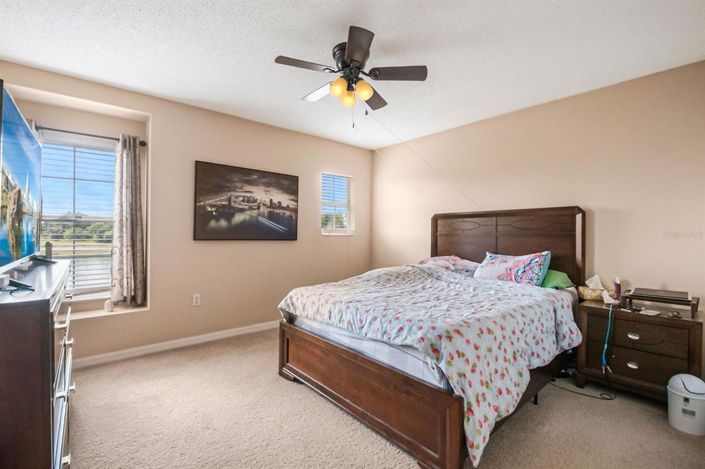 Image No.23-4 Bed Property for sale