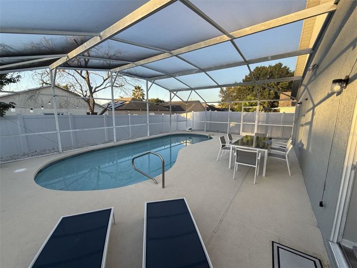 Image No.11-3 Bed Property for sale