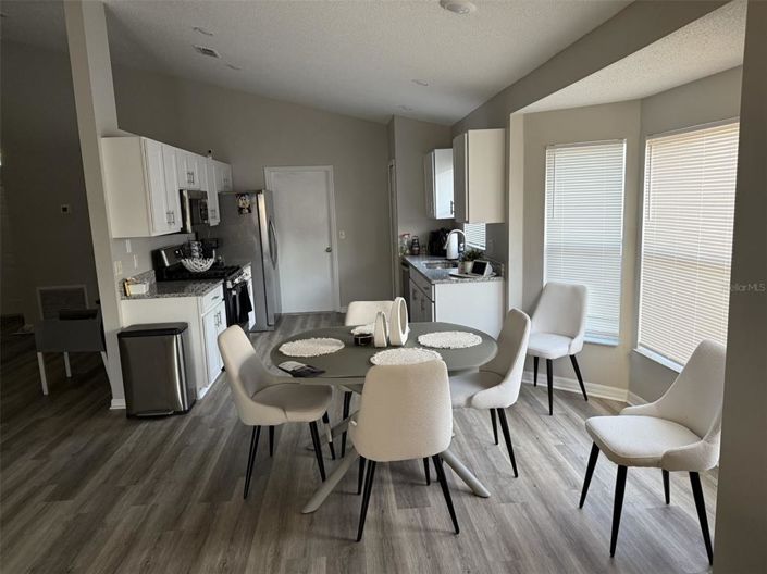 Image No.5-3 Bed Property for sale