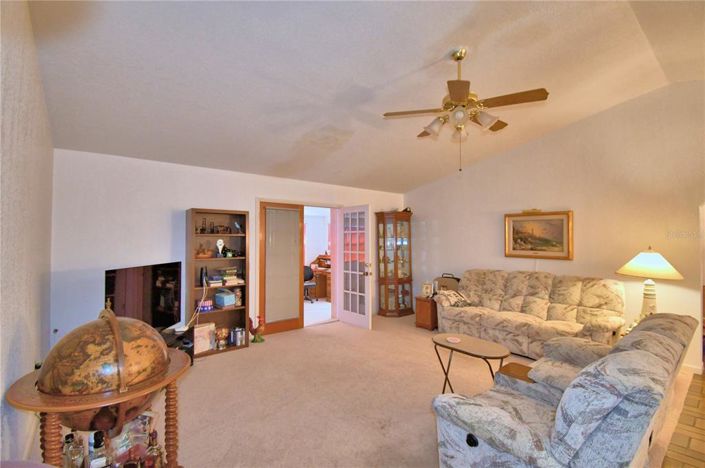 Image No.5-Propriété de 2 chambres à vendre à Haines City