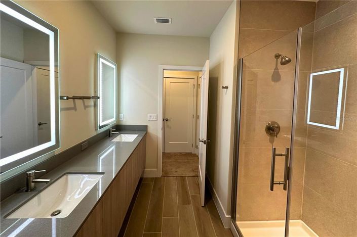 Image No.20-Maison de ville de 3 chambres à vendre à Clermont