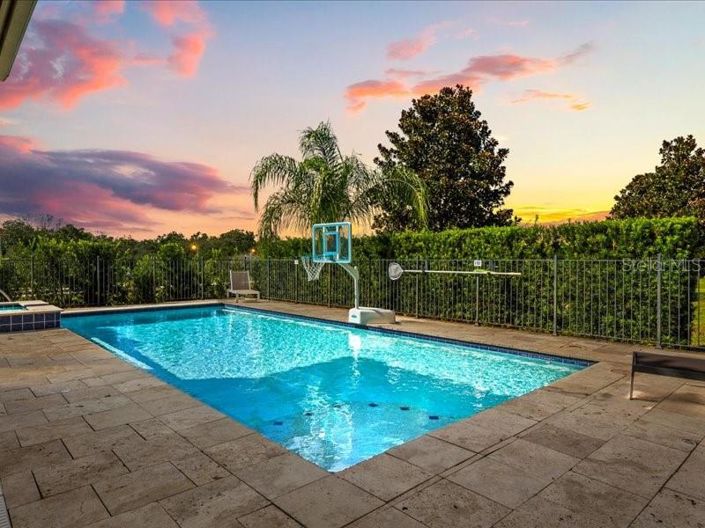 Image No.5-Propriété de 6 chambres à vendre à Reunion