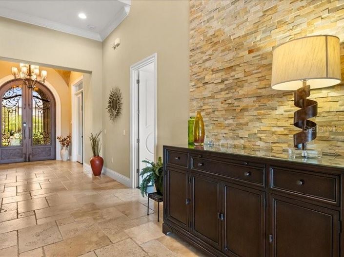 Image No.6-Propriété de 6 chambres à vendre à Reunion