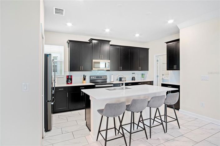 Image No.13-5 Bed Property for sale