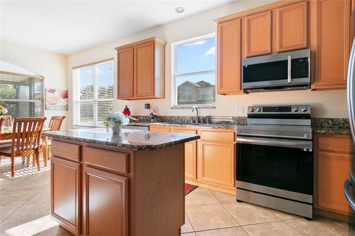 Image No.14-3 Bed Property for sale