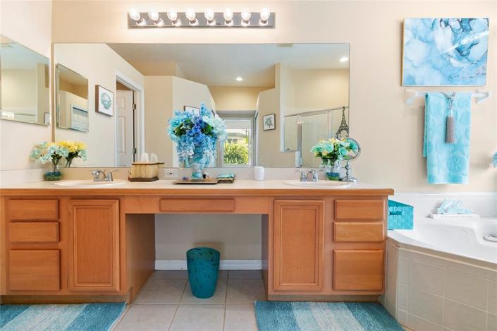 Image No.21-3 Bed Property for sale