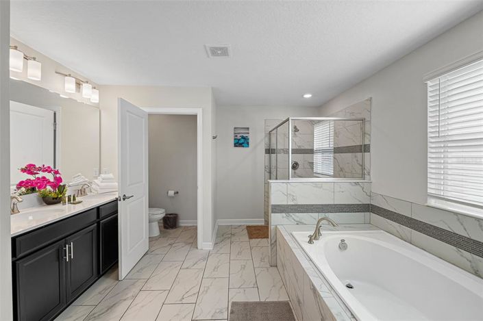 Image No.26-7 Bed Property for sale