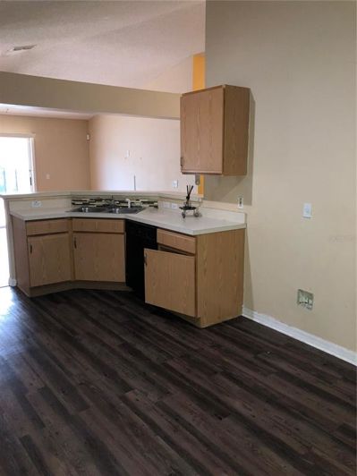 Image No.19-4 Bed Property for sale