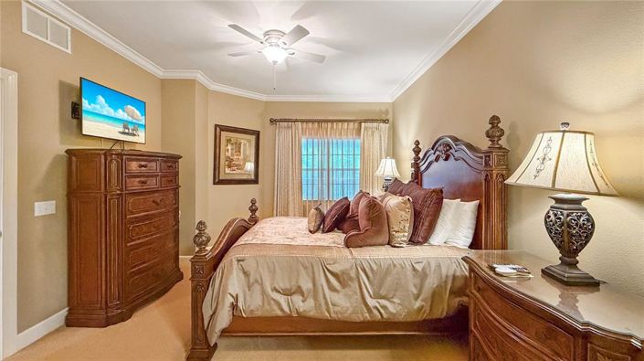 Image No.26-3 Bed Property for sale