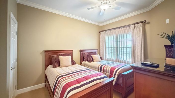 Image No.31-3 Bed Property for sale