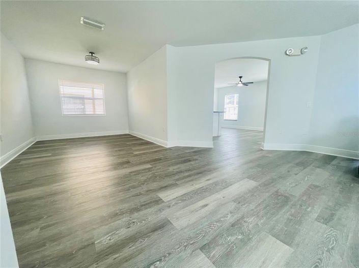 Image No.8-Propriété de 5 chambres à vendre à Kissimmee