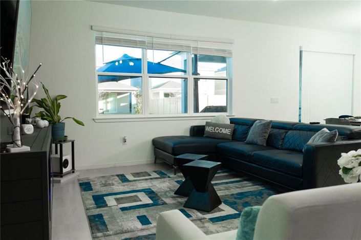 Image No.4-4 Bed Property for sale