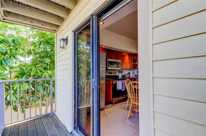 Image No.18-2 Bed Townhouse for sale