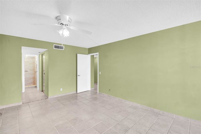 Image No.16-1 Bed Property for sale