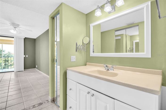 Image No.18-1 Bed Property for sale