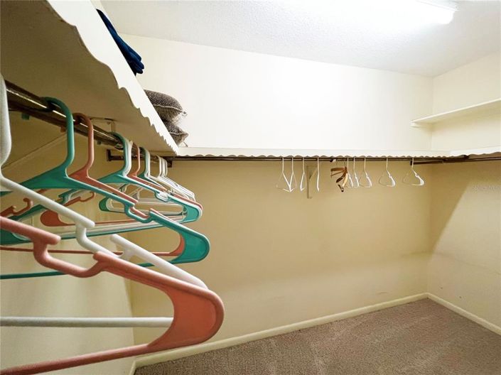 Image No.21-2 Bed Property for sale