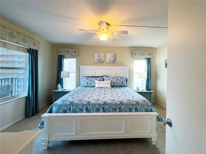 Image No.22-2 Bed Property for sale