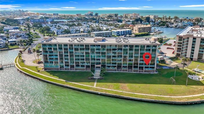 Image No.100-3 Bed Property for sale