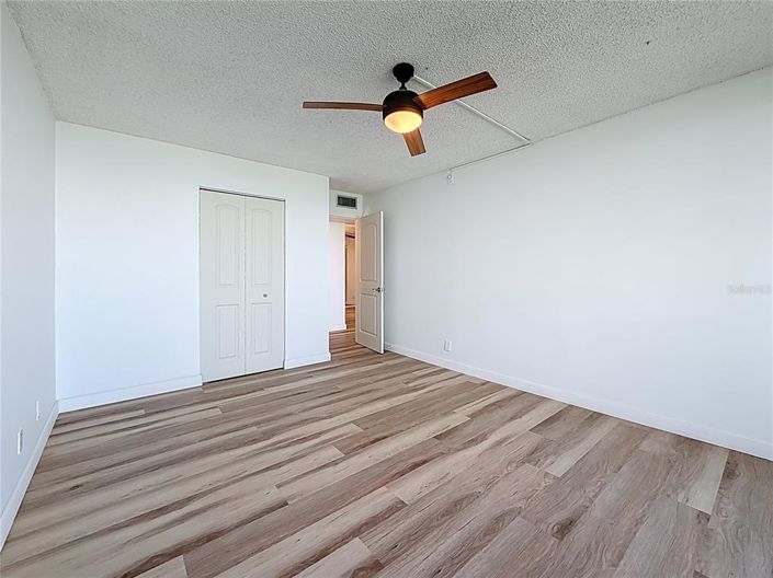 Image No.41-3 Bed Property for sale