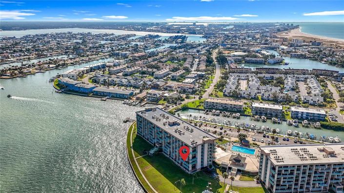 Image No.99-3 Bed Property for sale