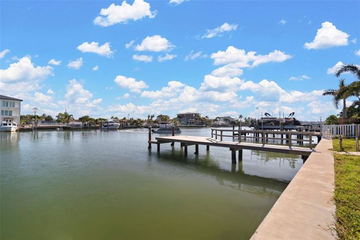 Image No.11-3 Bed Property for sale