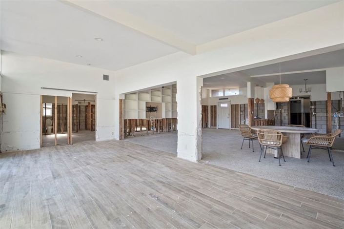 Image No.14-3 Bed Property for sale