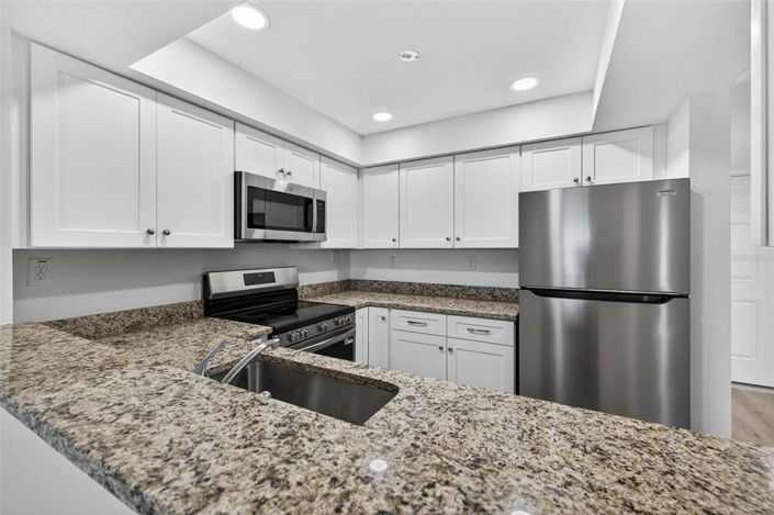 Image No.11-2 Bed Property for sale