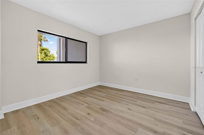 Image No.18-2 Bed Property for sale