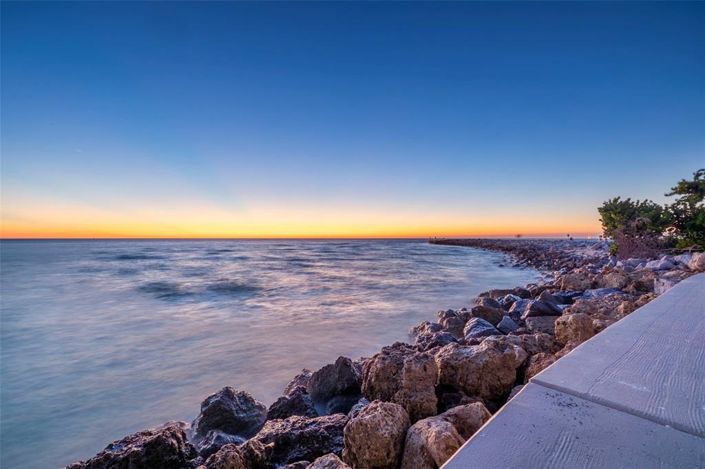 Image No.35-2 Bed Property for sale