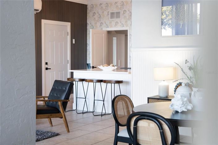 Image No.50-5 Bed Property for sale