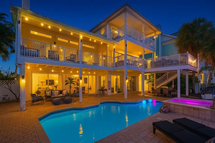 Image No.72-5 Bed Property for sale