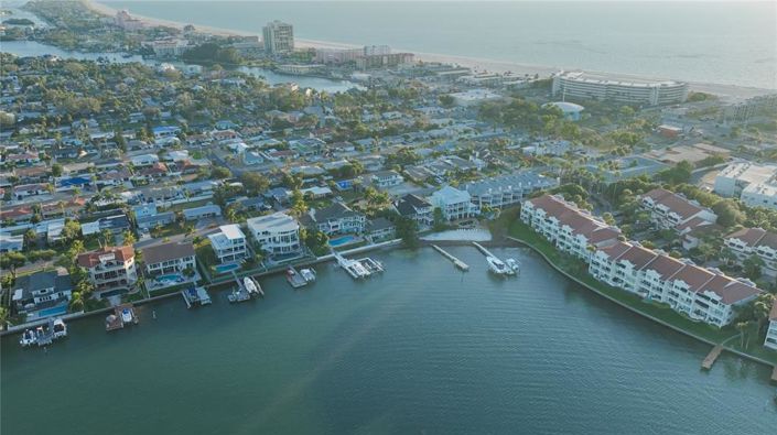 Image No.78-5 Bed Property for sale