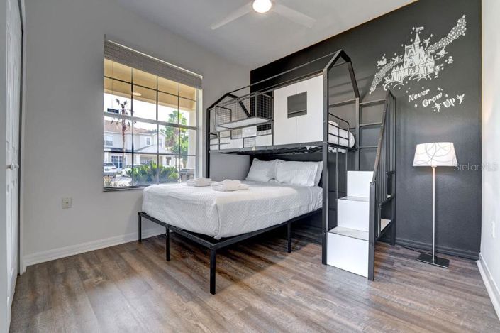 Image No.25-3 Bed Townhouse for sale