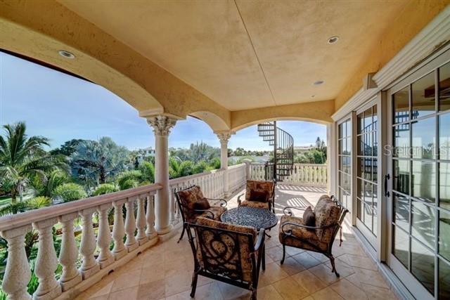 Image No.46-Propriété de 5 chambres à vendre à Floride