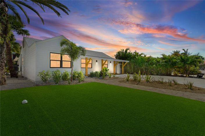 Image No.1-3 Bed Property for sale