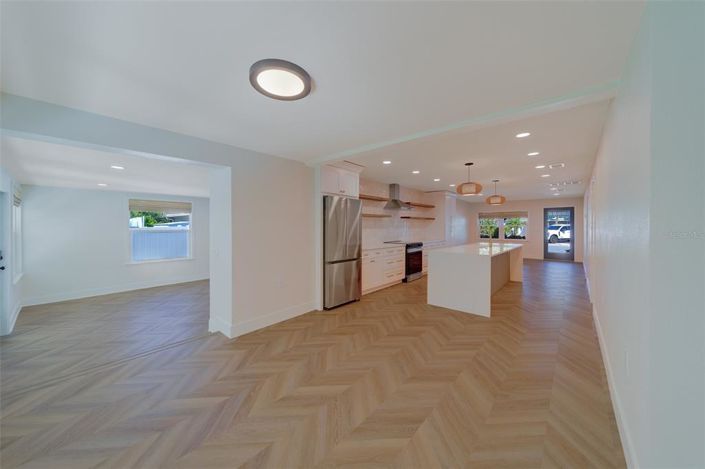 Image No.16-3 Bed Property for sale