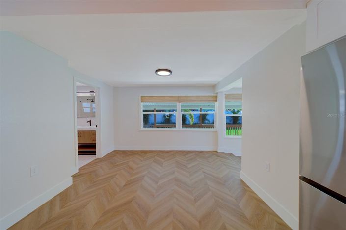 Image No.19-3 Bed Property for sale