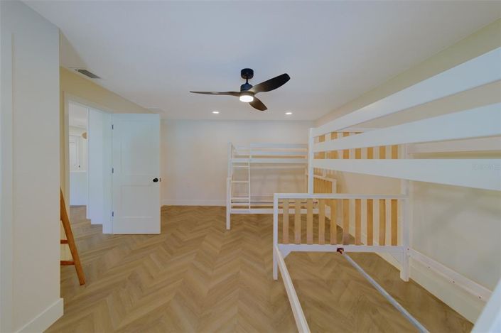 Image No.39-3 Bed Property for sale