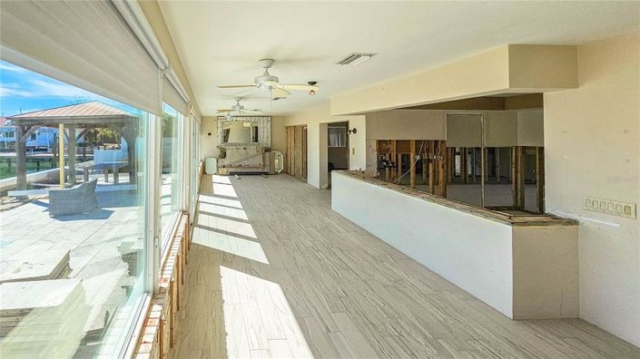 Image No.20-3 Bed Property for sale