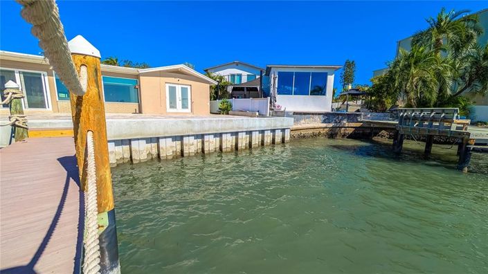 Image No.55-3 Bed Property for sale