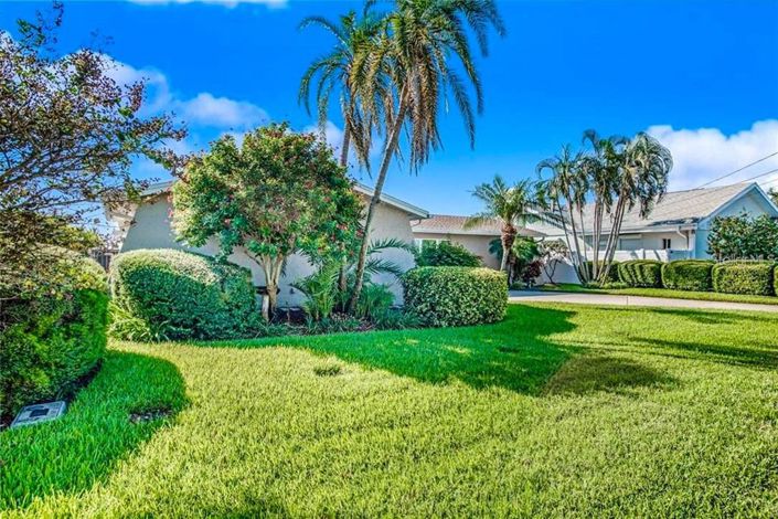 Image No.61-3 Bed Property for sale