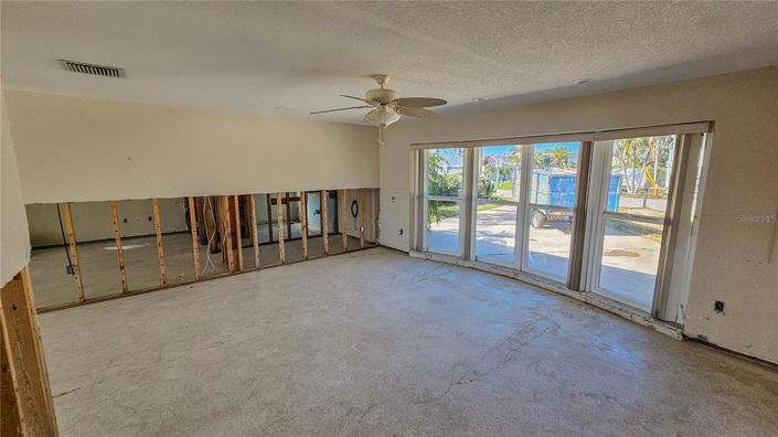 Image No.9-3 Bed Property for sale