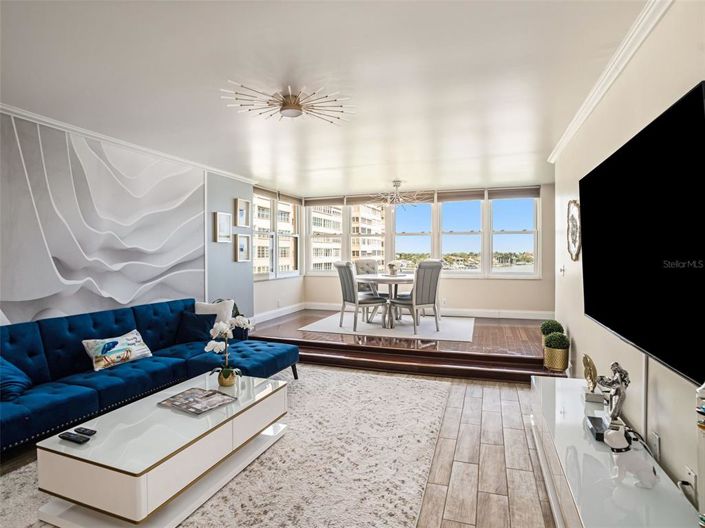 Image No.11-2 Bed Property for sale