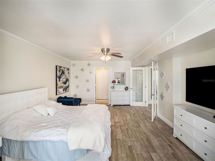 Image No.22-2 Bed Property for sale