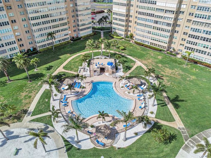 Image No.30-2 Bed Property for sale